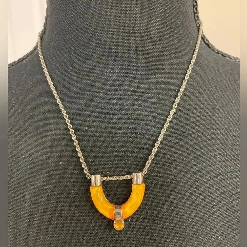 ADJUSTABLE 16"-18" NECKLACE